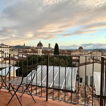 Palazzo Pandolfini's City-view דירה