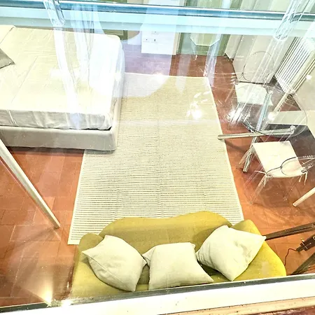 Palazzo Pandolfini's City-view Appartement *