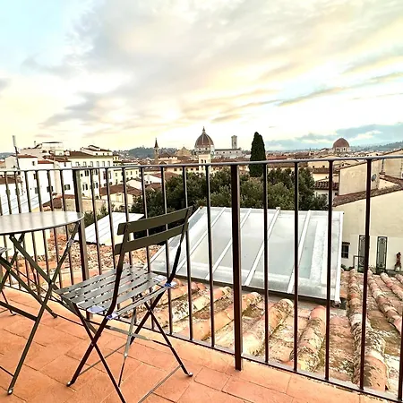 דירה Palazzo Pandolfini's City-view *